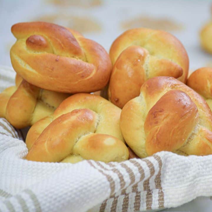 Garlic Knots recipe is one of my all time favorite.