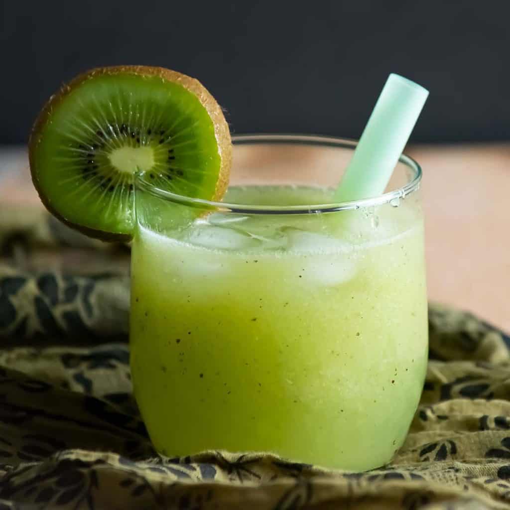 Fresh Kiwi Juice Recipe Pepper Bowl