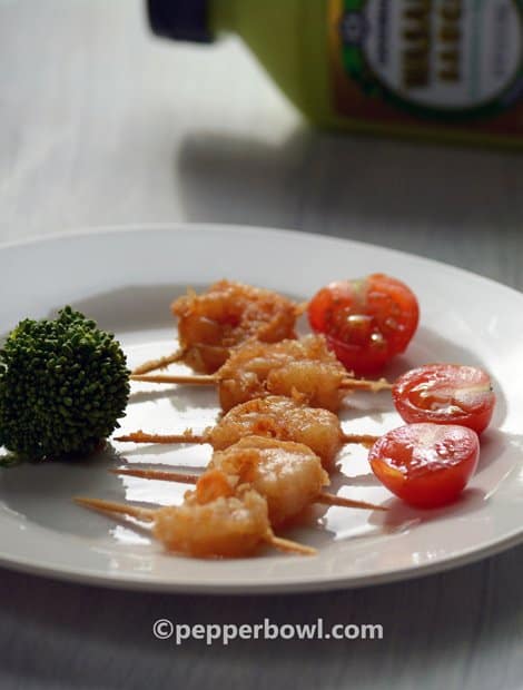 Shrimp Appetizer with toothpick, Easy Party Food is easy and simple. A perfect appetizer to be as the centerpiece in the dinner table.