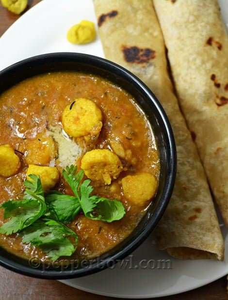 Moong Daal Vadi Curry-Mangodi Recipe