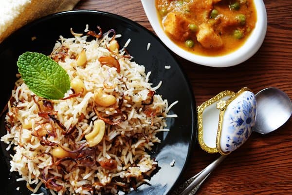 Bagara Rice is from famous Hyderabadi Cuisine, very flavorful and tastes delicious. Made with basmati rice and fried onion. This recipe is quick and easy made under 30 minutes.