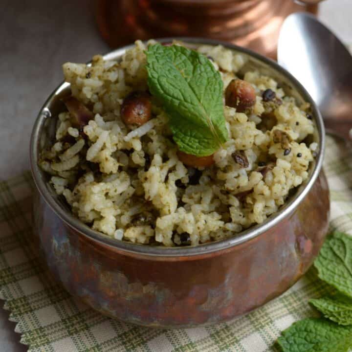 mint rice in a copper bowl