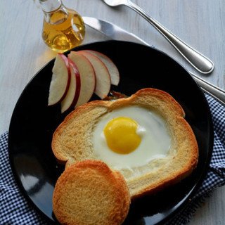 Baked Egg Bread Slices, perfect breakfast dish for kids