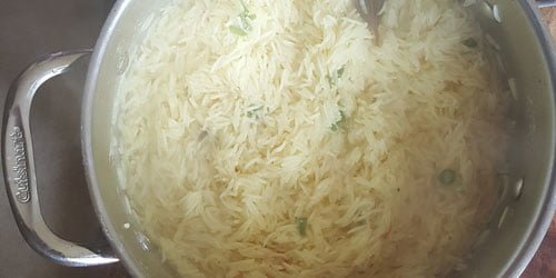 cook the rice for Kashmiri pulao