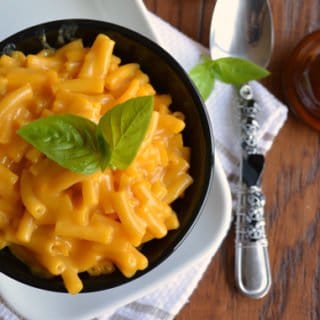 This butternut squash mac and cheese recipe is a healthier tweak to the regular version. The sauce made with butternut squash, which makes the dish not only creamy but also taste better than the readymade ones | pepperbowl.com