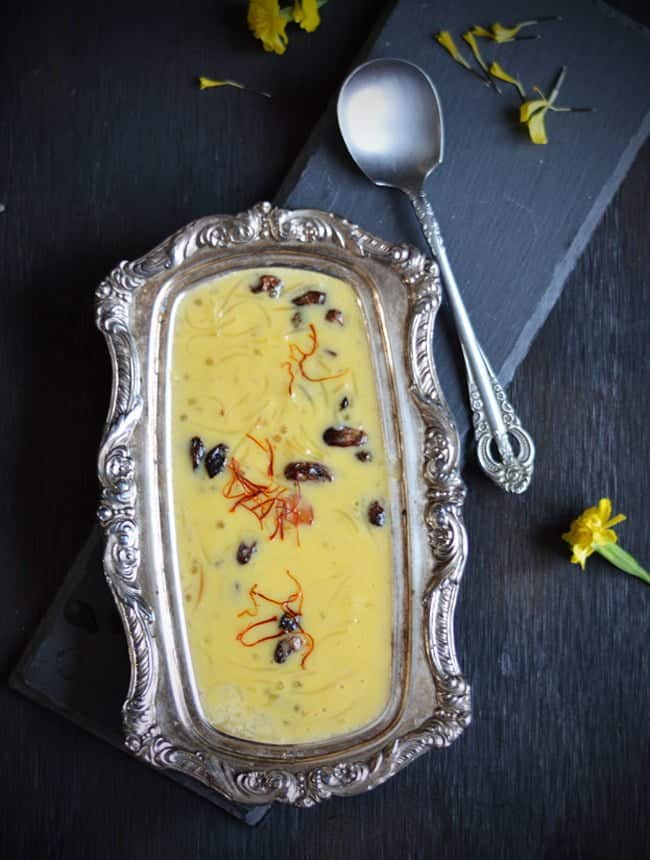 Semiya Payasam recipe yields sweet, mango flavored semi thick kheer with great texture. Perfect recipe for making to large gatherings and potlucks. | pepperbowl.com