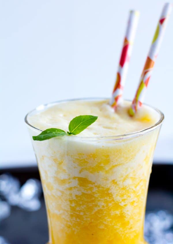 Best Mango Pineapple Smoothie Recipe