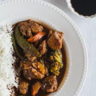 Asian szechuan chicken is so delicious, It is hot and spicy. You can make your own Asian take-out in the comfort of home with less than 20 minutes.