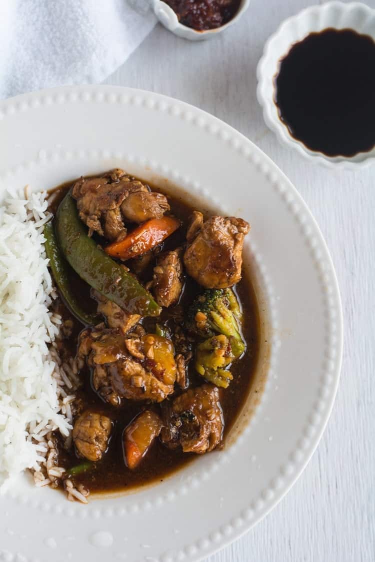 Spicy Szechuan chicken is so delicious, It is hot and spicy. You can make your own Asian take-out in the comfort of home with less than 20 minutes.