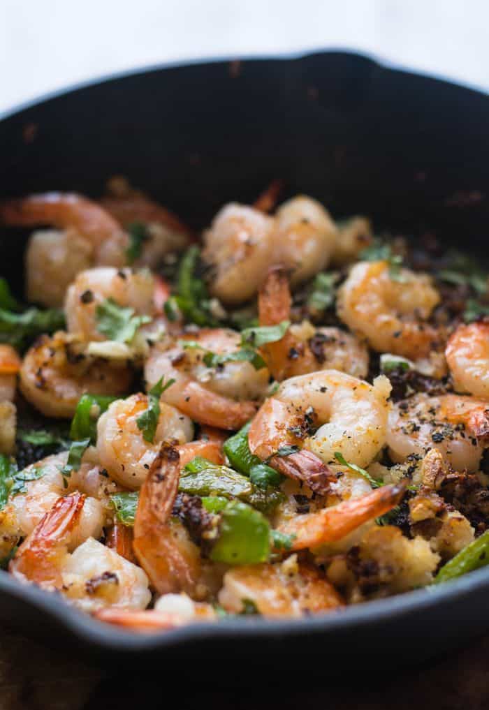 Trinidad pepper shrimp recipe, made spicy with black and green pepper in 15 minutes. This stir-fry is best to serve with pasta or brown rice. Perfect dish for healthy weekday dinners.