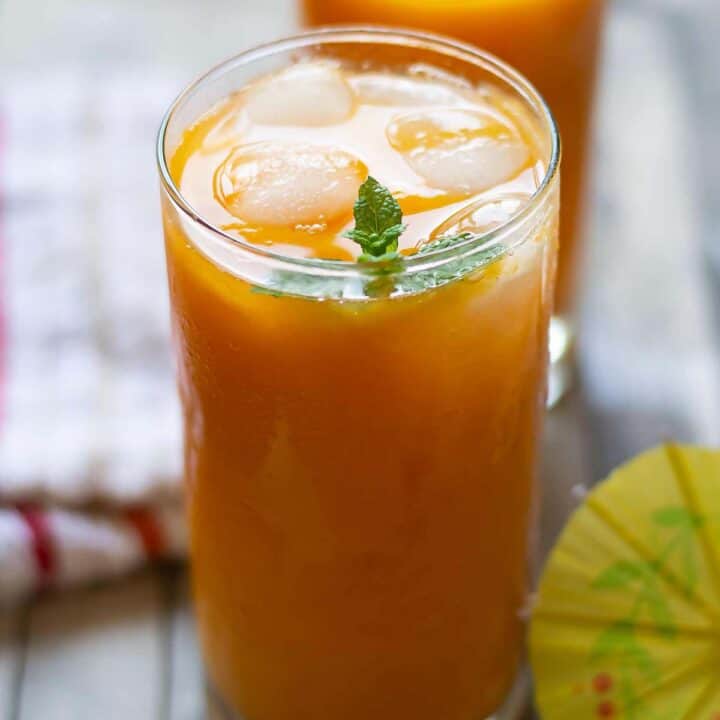 mango juice served in tall glasses