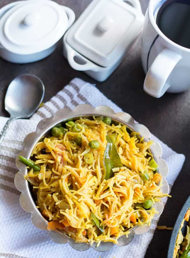 Vermicelli kichadi recipe, a vegan breakfast recipe. Made with step by step pictures.