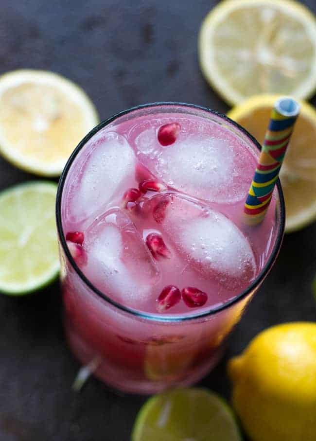 How to make pomegranate spritzer recipe with step by step pictures. A healthy drink perfect for everyone and for any occasion, from parties potlucks, family get-together or to treat ourselves.