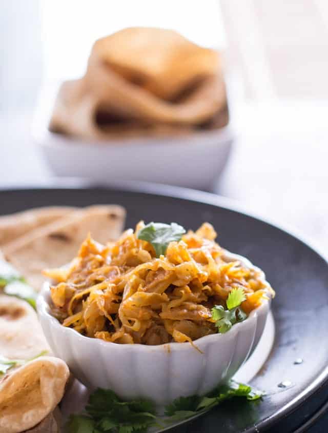 Indian cabbage curry recipe in Andhra style. Best to be served for roti or for chapathi. This stir-fry recipe can also be made with potatoes and other vegetables.