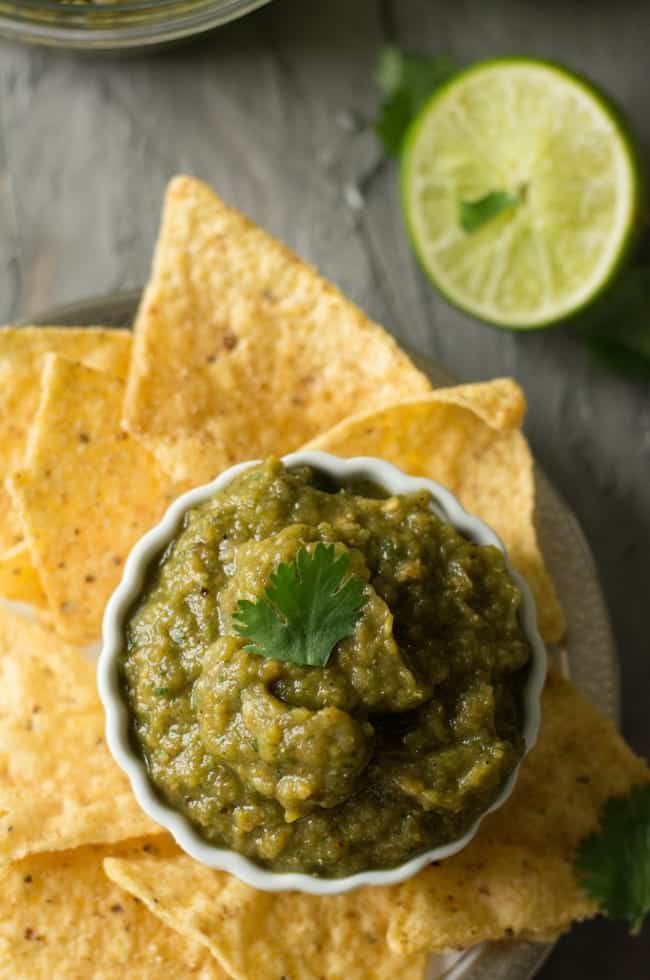 Roated green tomato salsa is a tasty attempt to recreate my favorite dish from the local Mexican restaurant. This is one of the first few Mexican inspired recipes which I have made it successfully.