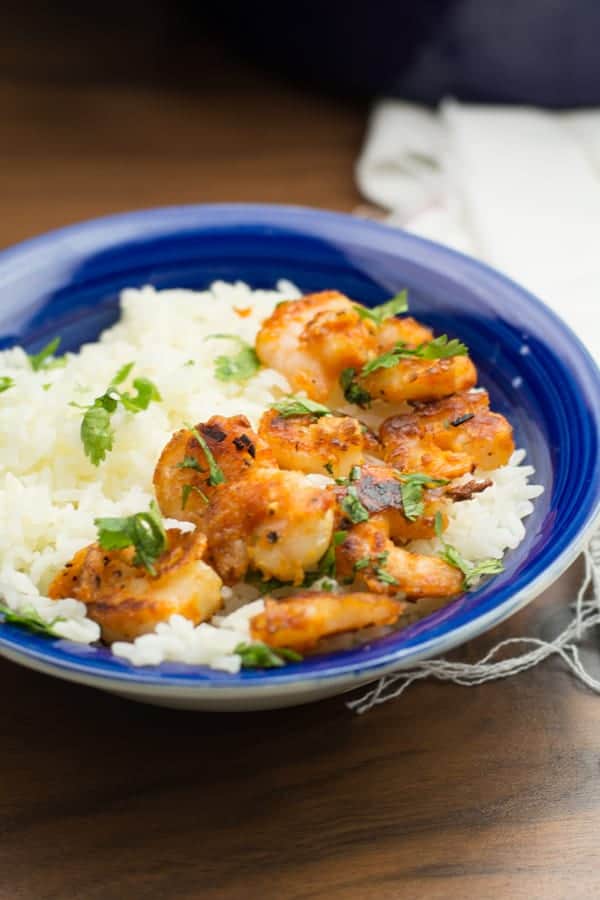 Hawaiian spicy shrimp made after Hawaiian food truck's famous recipe. This shrimp scampi is made quick with simple ingredients. Best party appetizer for rice or cocktails.