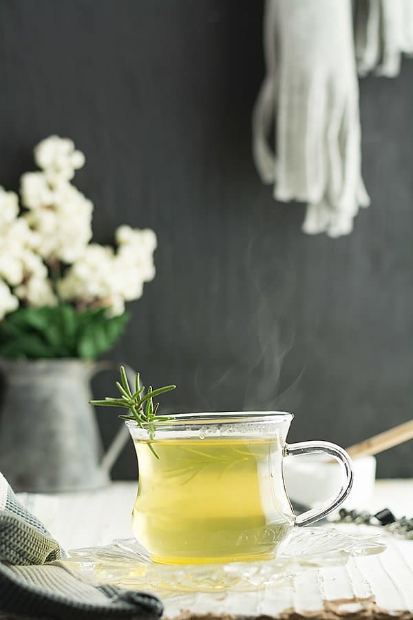 learn How to make fennel tea, to drink on the tea time