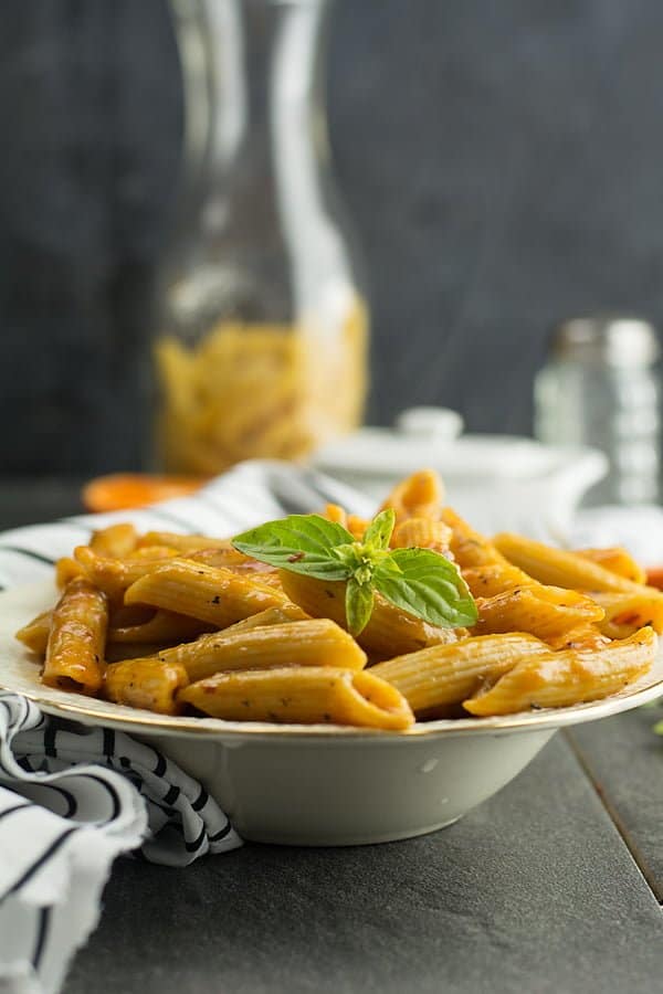 Side dishes for spicy and hot penne pasta,
lemon chicken. panfried garlic chicken, tofu steak.