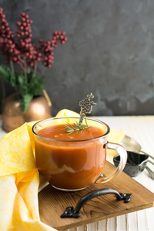 How does this tomato soup from Tomato paste tastes like? This taste creamy with the beautiful flavor of tomato and with the hint of garlic’s flavor. The tartness of the tomato paste is balanced well with the almond milk. And the basil and olive oil enhance the soup’s aroma and taste. 