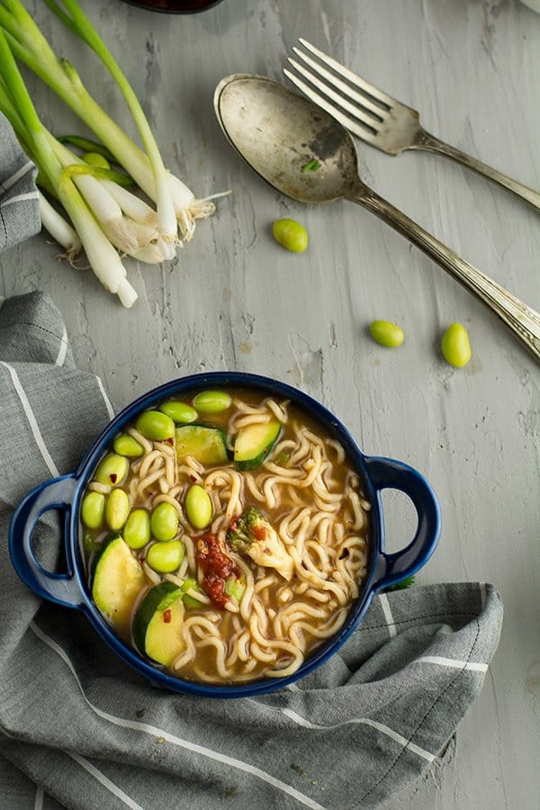 This spicy ramen noodles recipe is easy, simple recipe that I brought home a delicious Chinese dish under 30 minutes. This Chinese stye dinner menu is healthy, skinny, light and definitely not loaded with tones of calories.
