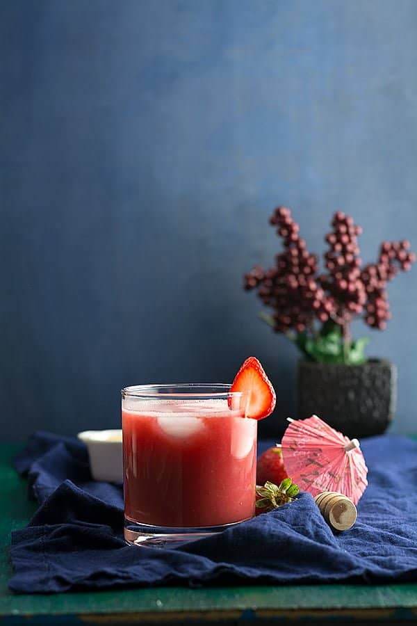 This fresh strawberry juice recipe is a simple everyday recipe to enhance the mood and energy. Very refreshing taste that everyone will observe in each sip. Learn how to make strawberry juice effortlessly when fruits are abundant.