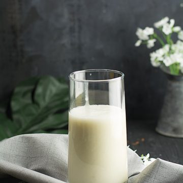 Coconut milk banana smoothie is naturally vegan and vegetarian. Very healthy to start the day refreshingly. A guilt-free morning meal is ready in super quickly without just a couple of ingredients.