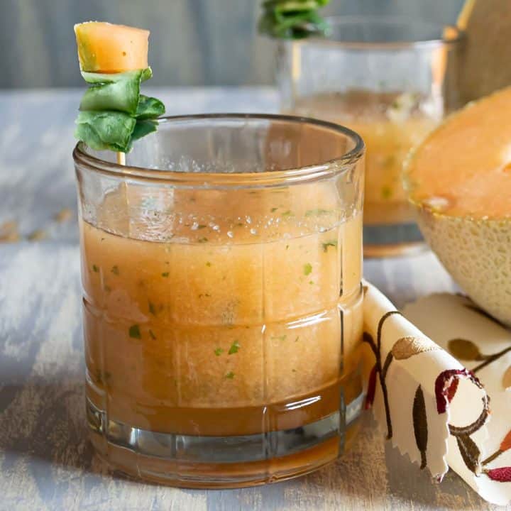 Cantaloupe juice is double refreshment for summer