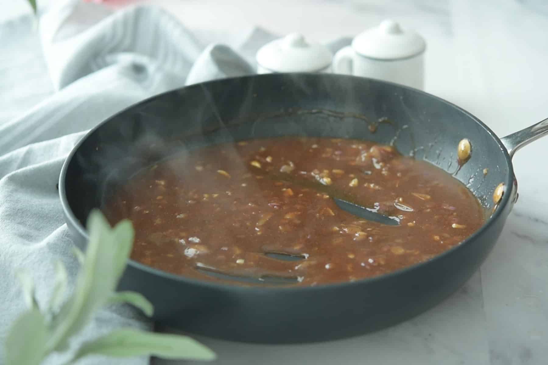 cooked black pepper sauce