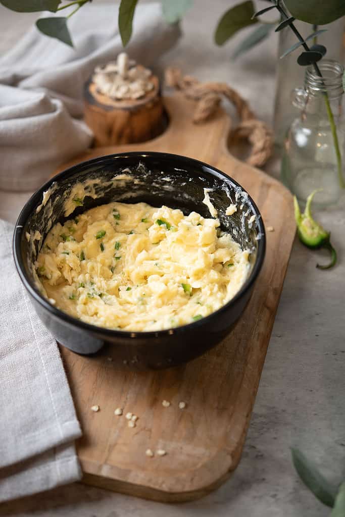 Jalapeno Honey Butter {under 10 minutes!}