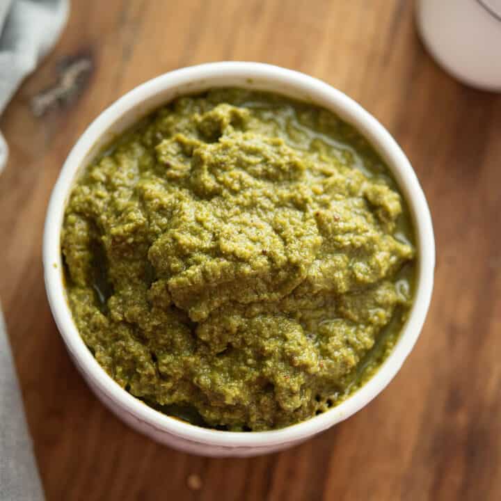 jalapeno paste recipe, made with jalapeno chili pepper.