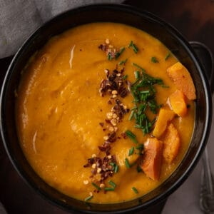 This simple spicy butternut squash soup is easy to make with simple everyday ingredients. Its sweet and spicy taste suits chilly fall days.