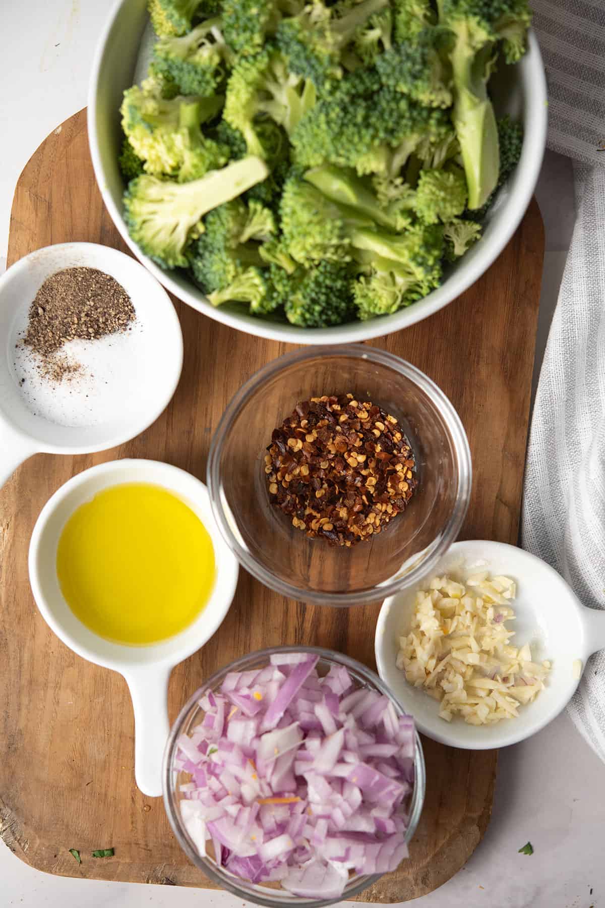 spicy broccoli soup ingredients