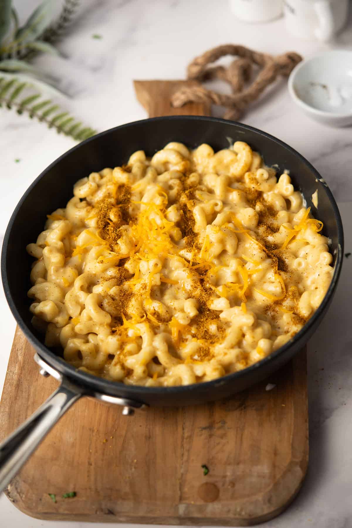 indian spiced mac and cheese in a pan