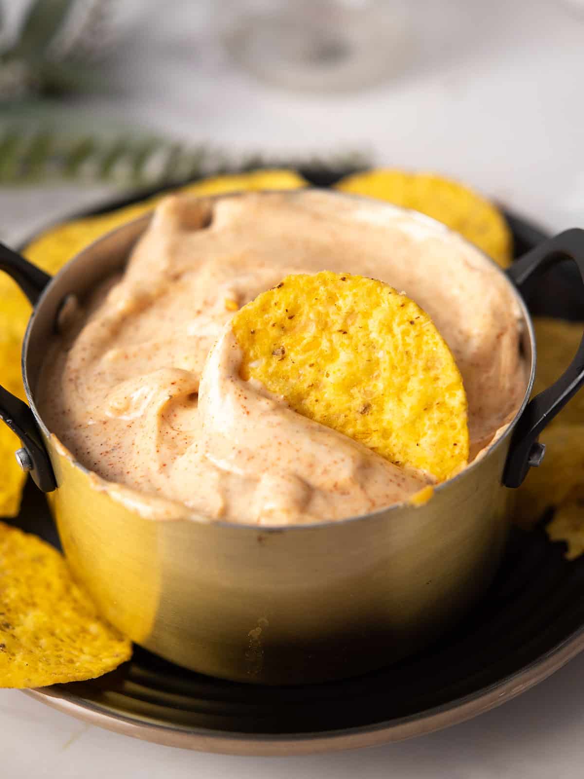 the chips is ready to enjoy with the quick Smoked paprika aioli