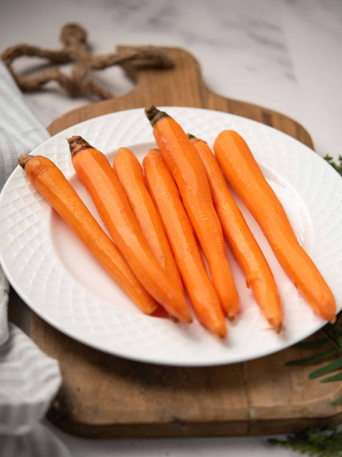 Chopping carrots