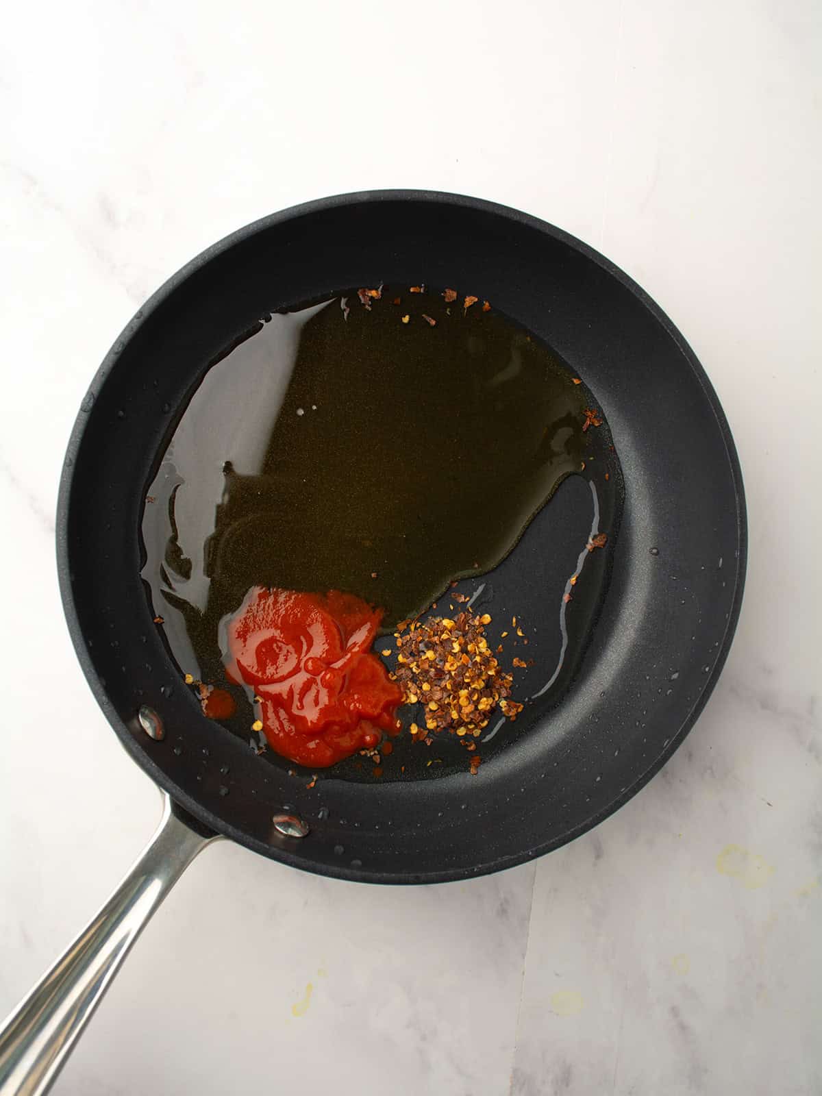 In the pan, added all the ingredient to make the sauce